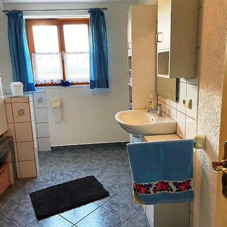 アパート Ferienwohnung Danner キーフェルスフェルデン